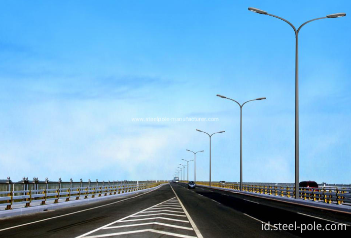 tiang lampu light pole